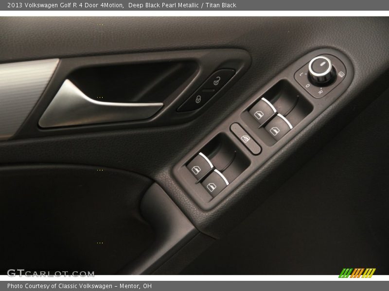 Deep Black Pearl Metallic / Titan Black 2013 Volkswagen Golf R 4 Door 4Motion