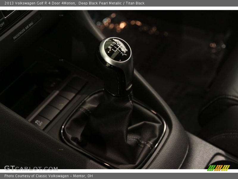 Deep Black Pearl Metallic / Titan Black 2013 Volkswagen Golf R 4 Door 4Motion
