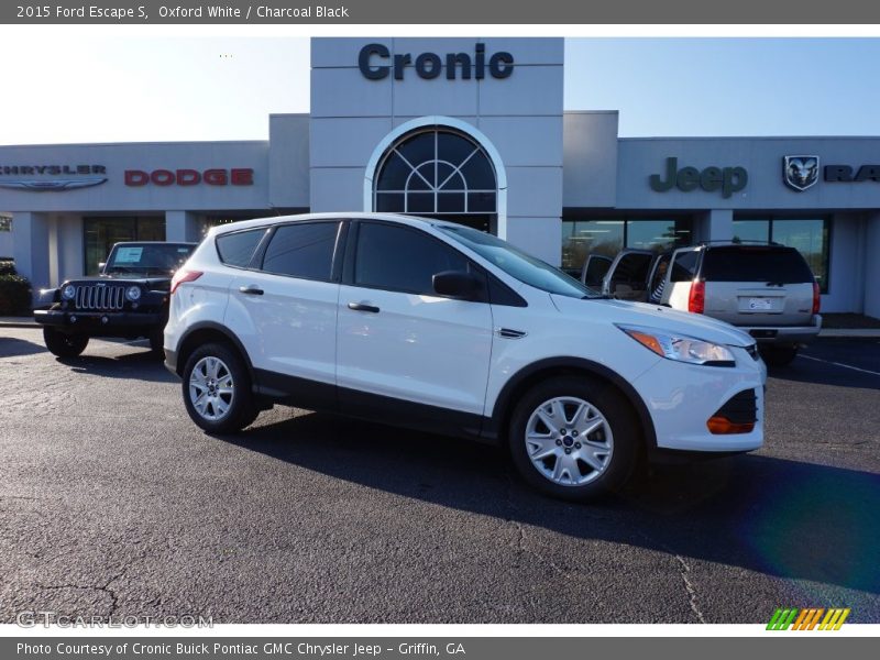 Oxford White / Charcoal Black 2015 Ford Escape S