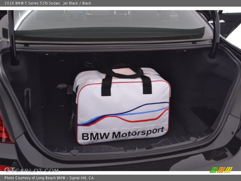 Jet Black / Black 2016 BMW 5 Series 528i Sedan