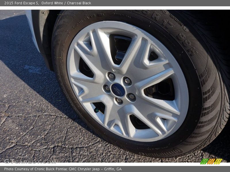 Oxford White / Charcoal Black 2015 Ford Escape S