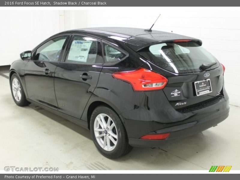 Shadow Black / Charcoal Black 2016 Ford Focus SE Hatch