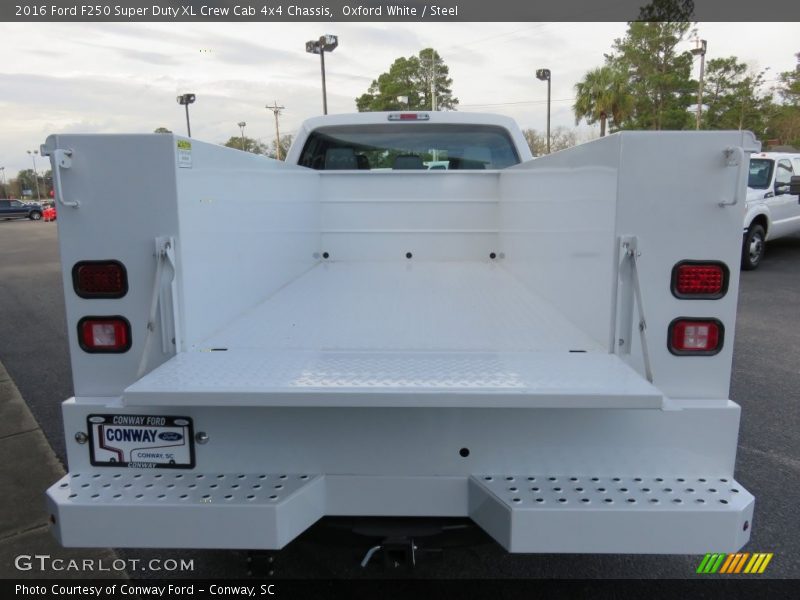 Oxford White / Steel 2016 Ford F250 Super Duty XL Crew Cab 4x4 Chassis