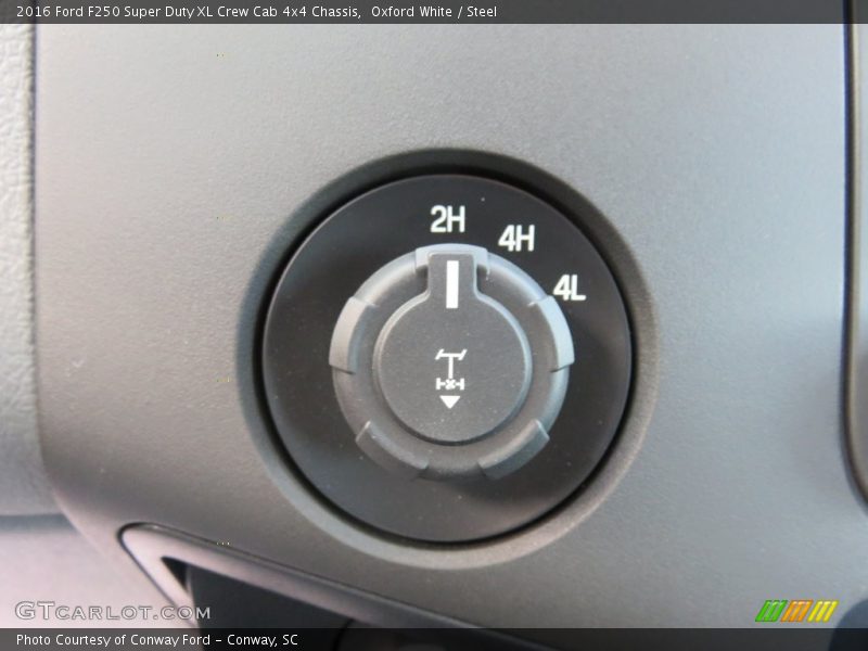 Oxford White / Steel 2016 Ford F250 Super Duty XL Crew Cab 4x4 Chassis