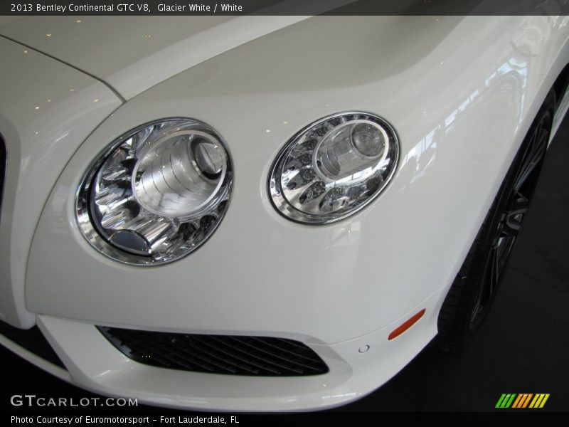 Glacier White / White 2013 Bentley Continental GTC V8