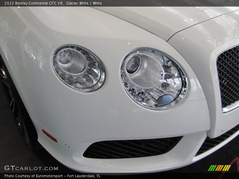 Glacier White / White 2013 Bentley Continental GTC V8