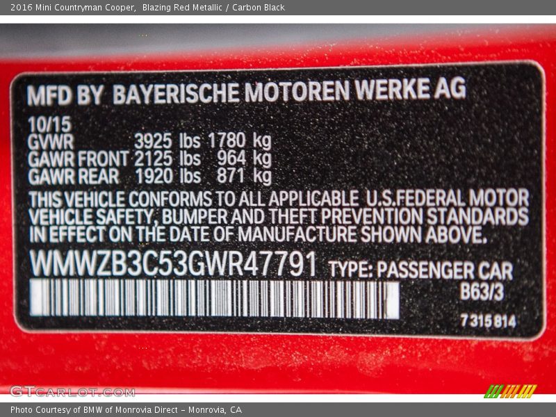 Blazing Red Metallic / Carbon Black 2016 Mini Countryman Cooper