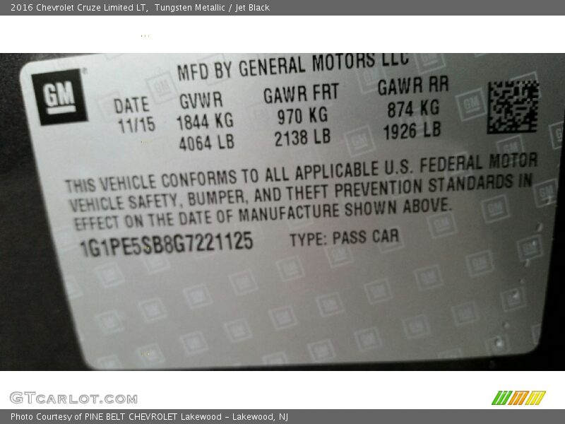 Tungsten Metallic / Jet Black 2016 Chevrolet Cruze Limited LT