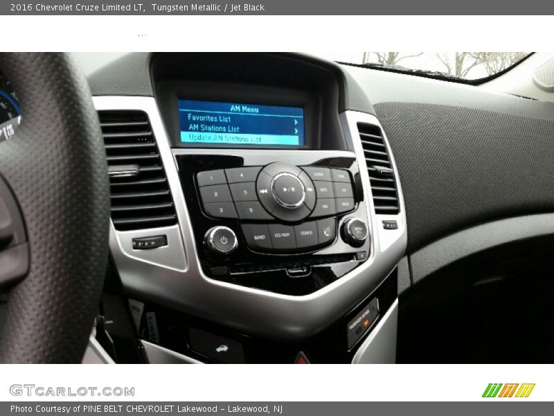Tungsten Metallic / Jet Black 2016 Chevrolet Cruze Limited LT