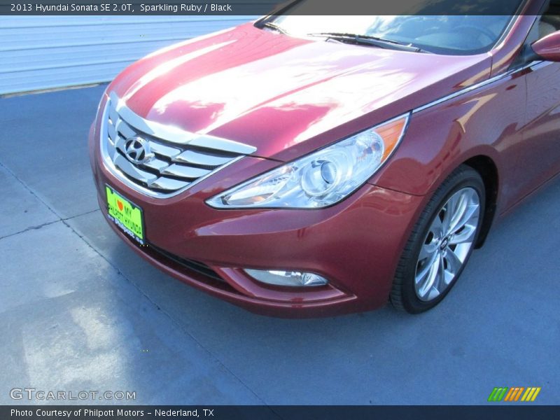 Sparkling Ruby / Black 2013 Hyundai Sonata SE 2.0T
