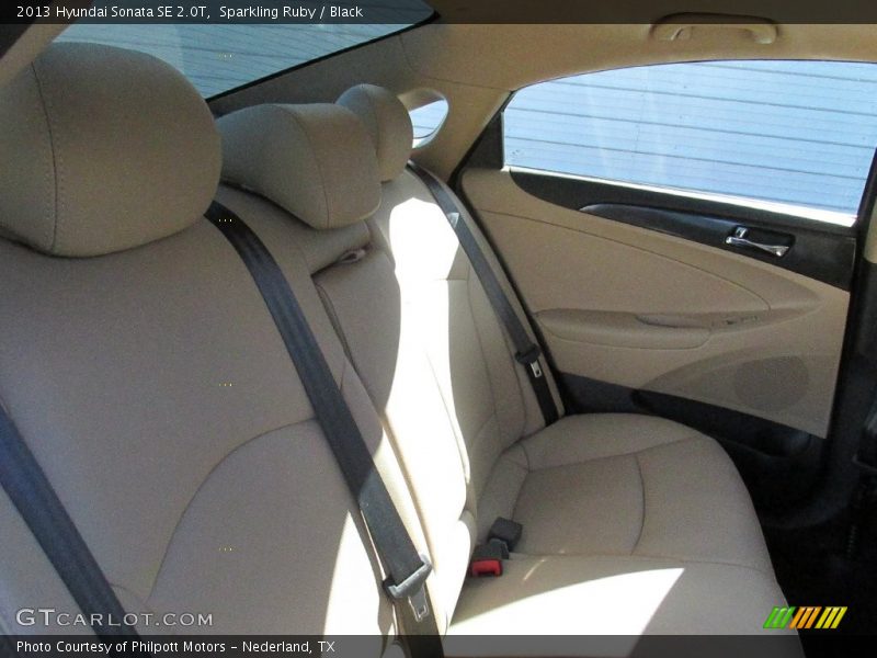 Sparkling Ruby / Black 2013 Hyundai Sonata SE 2.0T