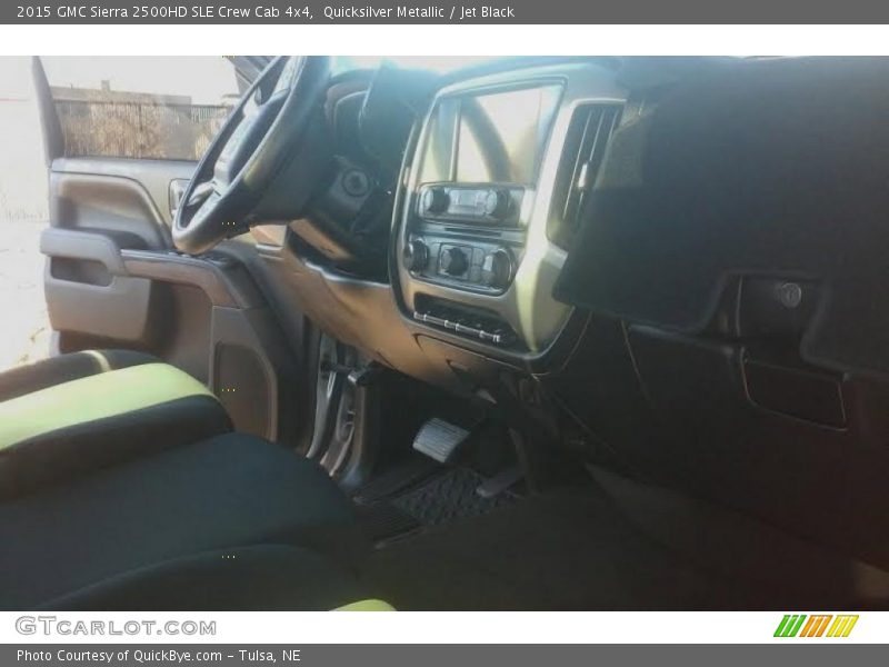 Quicksilver Metallic / Jet Black 2015 GMC Sierra 2500HD SLE Crew Cab 4x4