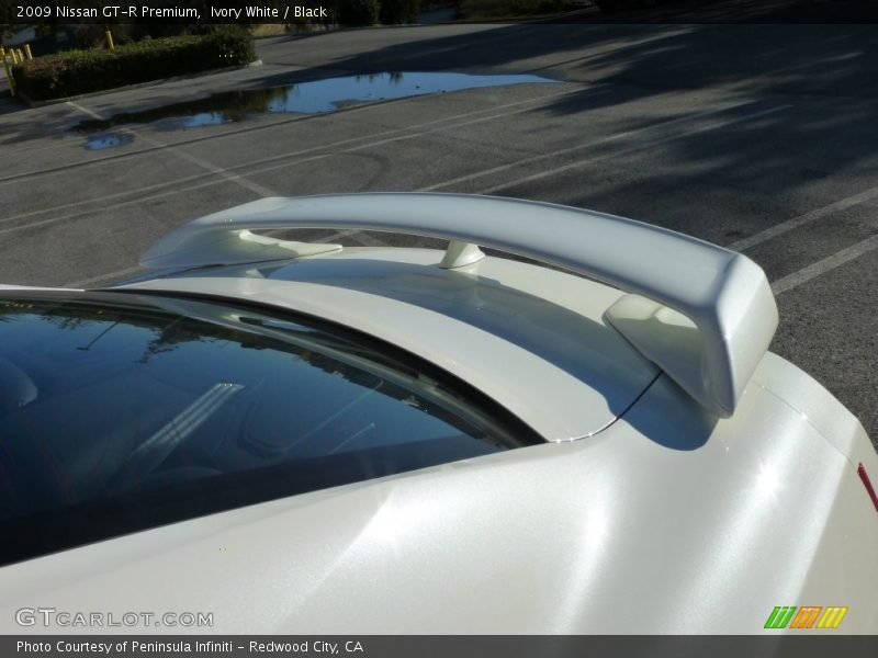 Ivory White / Black 2009 Nissan GT-R Premium