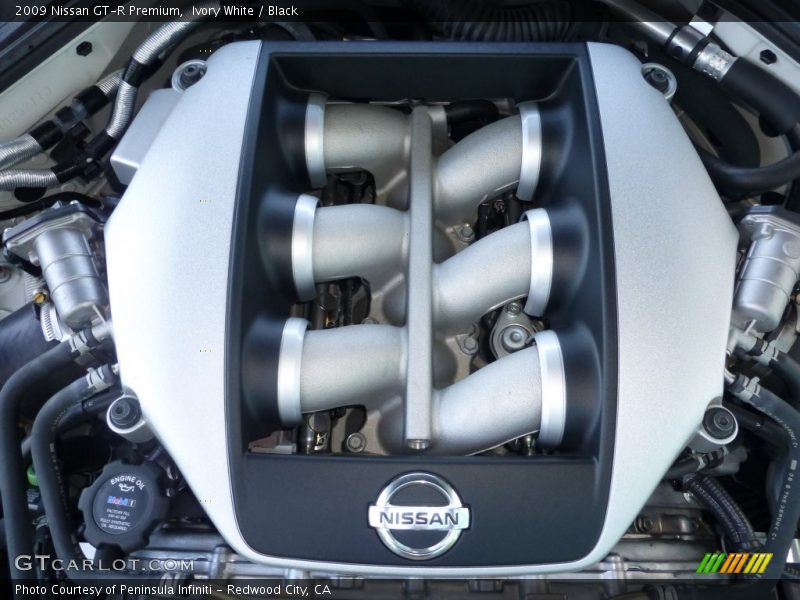 Ivory White / Black 2009 Nissan GT-R Premium