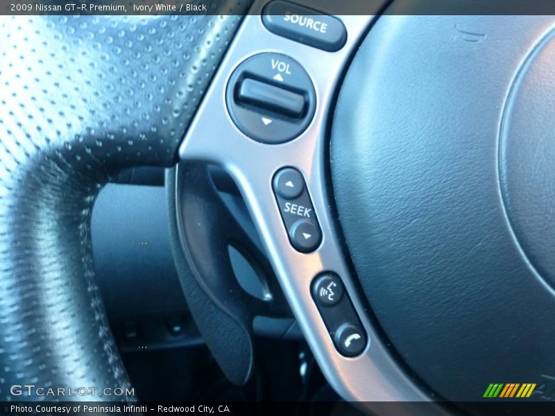 Ivory White / Black 2009 Nissan GT-R Premium