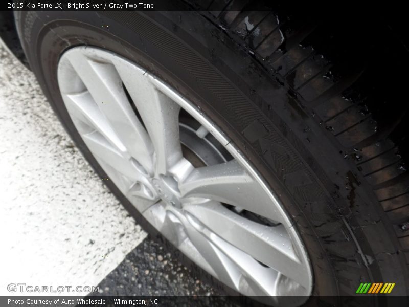 Bright Silver / Gray Two Tone 2015 Kia Forte LX