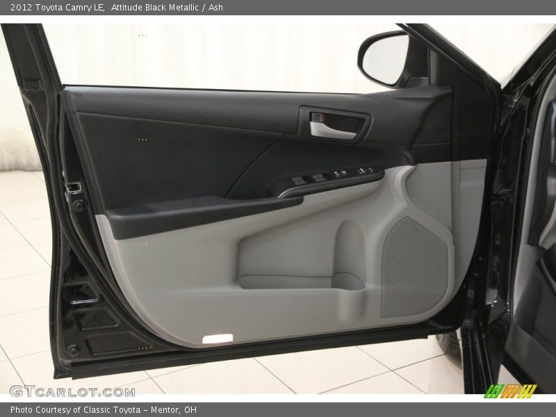 Attitude Black Metallic / Ash 2012 Toyota Camry LE