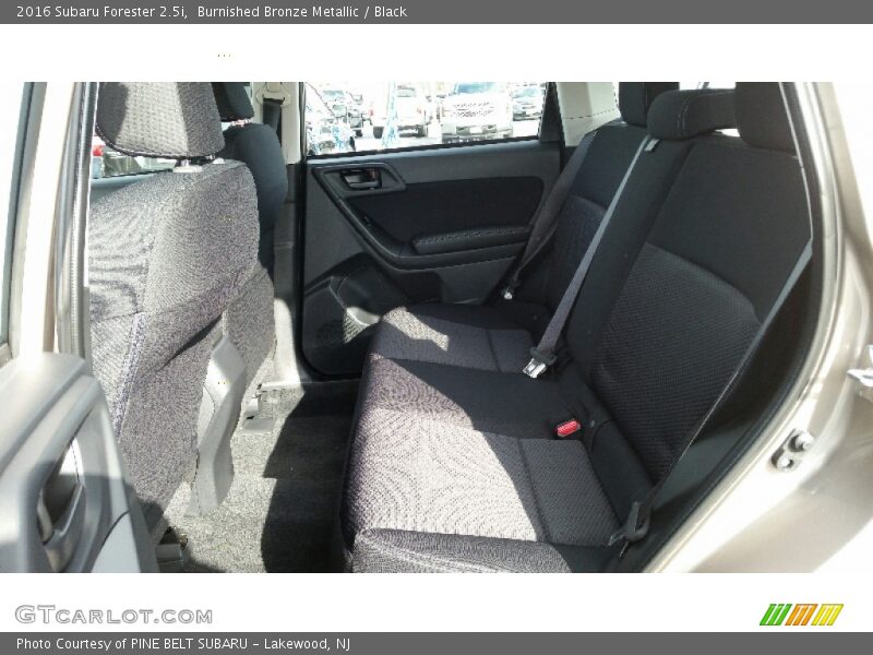 Burnished Bronze Metallic / Black 2016 Subaru Forester 2.5i