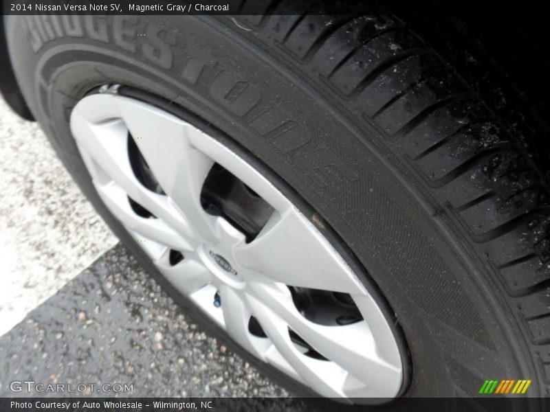 Magnetic Gray / Charcoal 2014 Nissan Versa Note SV