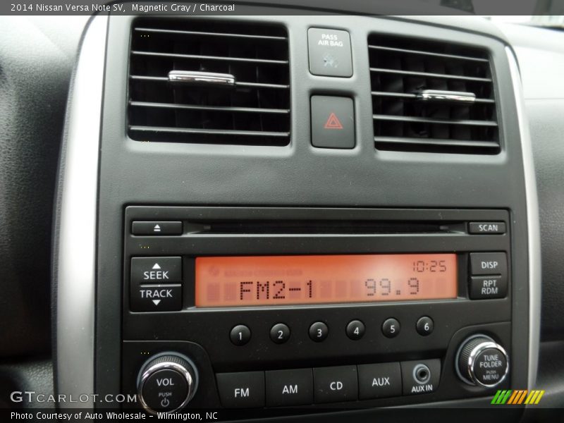 Magnetic Gray / Charcoal 2014 Nissan Versa Note SV