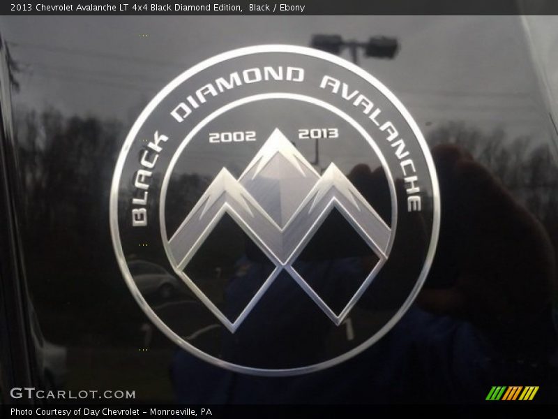 Black / Ebony 2013 Chevrolet Avalanche LT 4x4 Black Diamond Edition