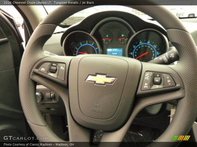 Tungsten Metallic / Jet Black 2016 Chevrolet Cruze Limited LT