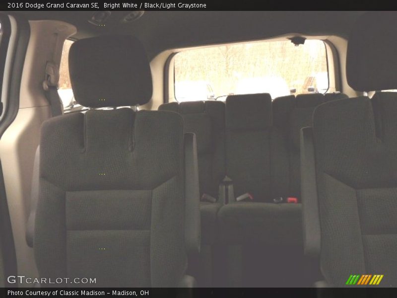 Bright White / Black/Light Graystone 2016 Dodge Grand Caravan SE