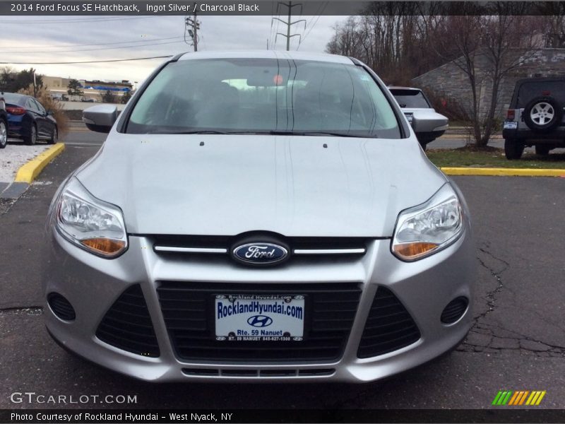 Ingot Silver / Charcoal Black 2014 Ford Focus SE Hatchback