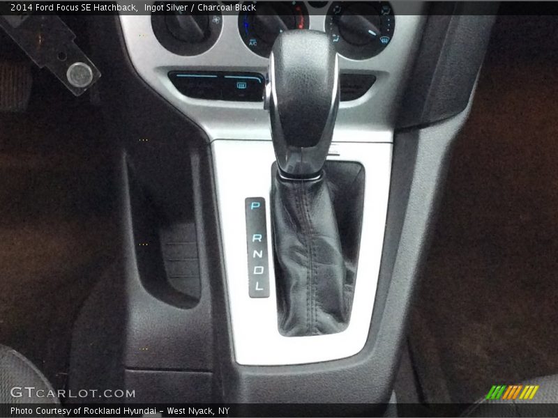 Ingot Silver / Charcoal Black 2014 Ford Focus SE Hatchback
