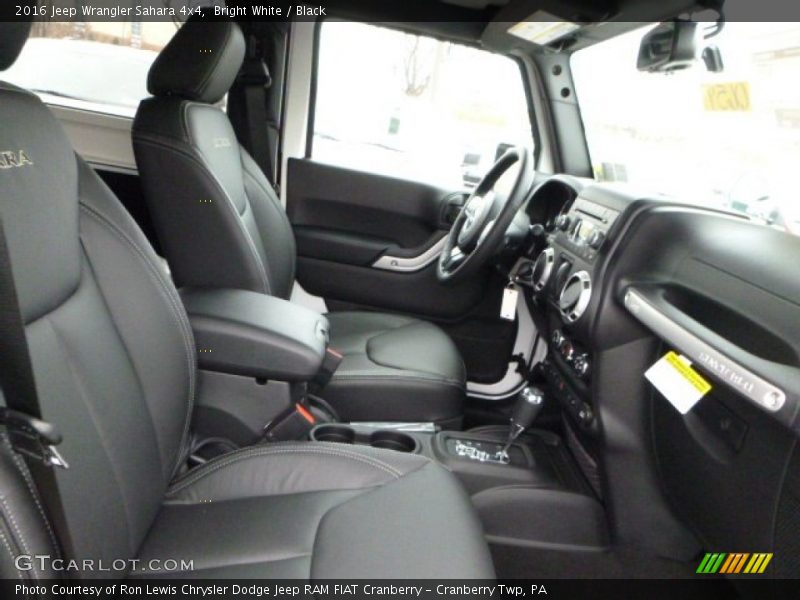 Bright White / Black 2016 Jeep Wrangler Sahara 4x4