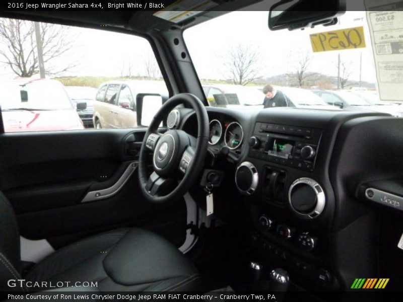 Bright White / Black 2016 Jeep Wrangler Sahara 4x4