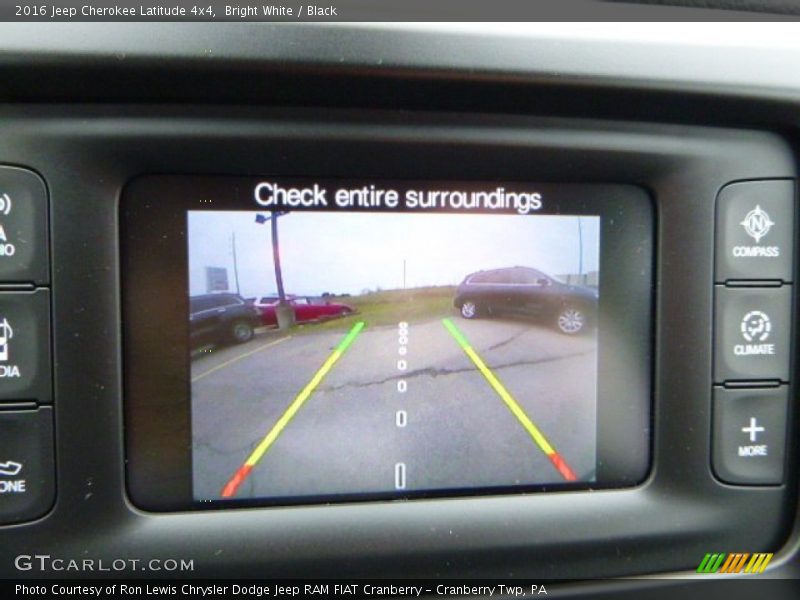 Bright White / Black 2016 Jeep Cherokee Latitude 4x4
