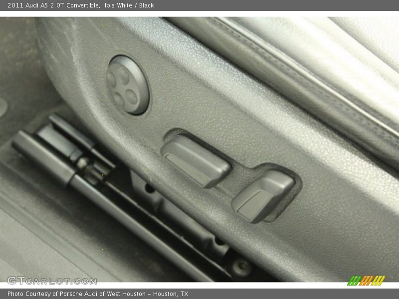 Ibis White / Black 2011 Audi A5 2.0T Convertible