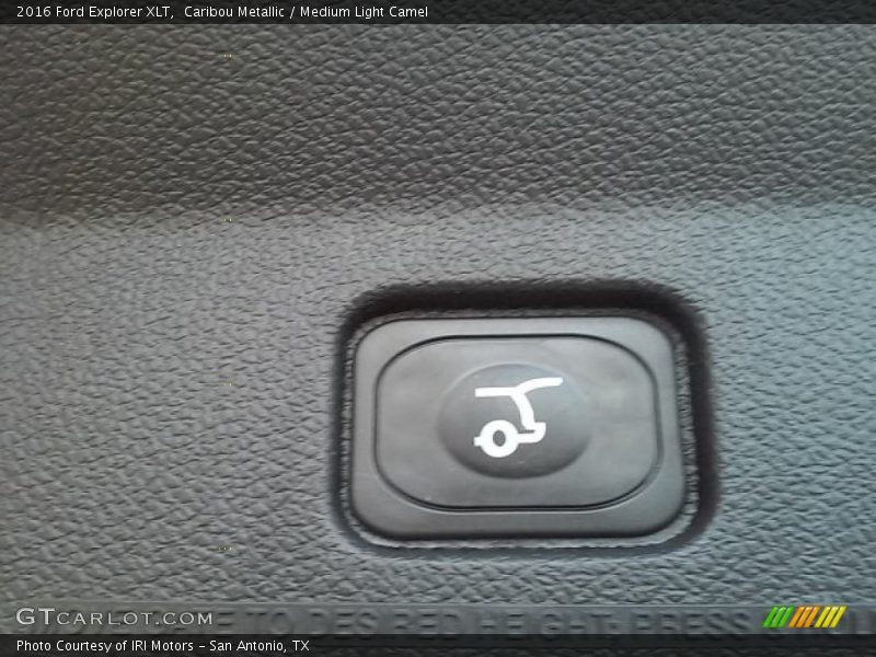 Caribou Metallic / Medium Light Camel 2016 Ford Explorer XLT