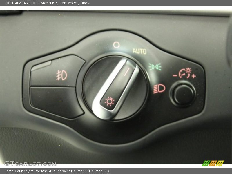 Ibis White / Black 2011 Audi A5 2.0T Convertible