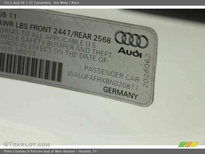 Ibis White / Black 2011 Audi A5 2.0T Convertible