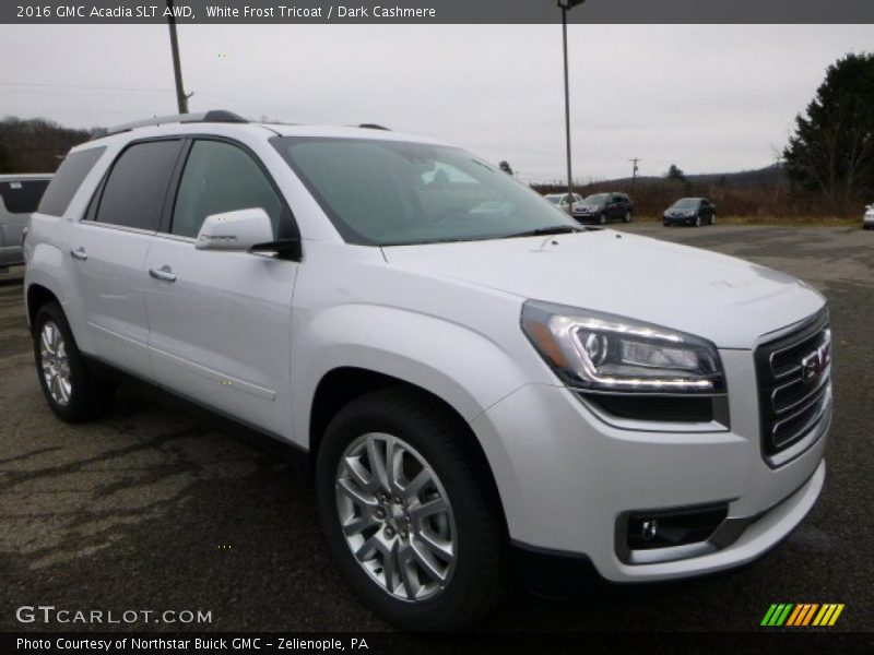 Front 3/4 View of 2016 Acadia SLT AWD