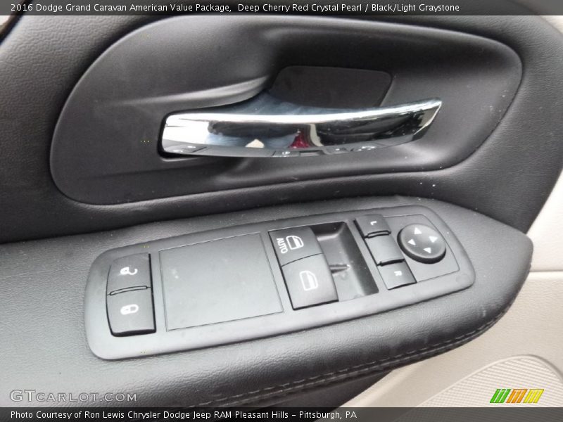 Deep Cherry Red Crystal Pearl / Black/Light Graystone 2016 Dodge Grand Caravan American Value Package