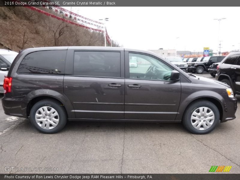 Granite Crystal Metallic / Black 2016 Dodge Grand Caravan SE
