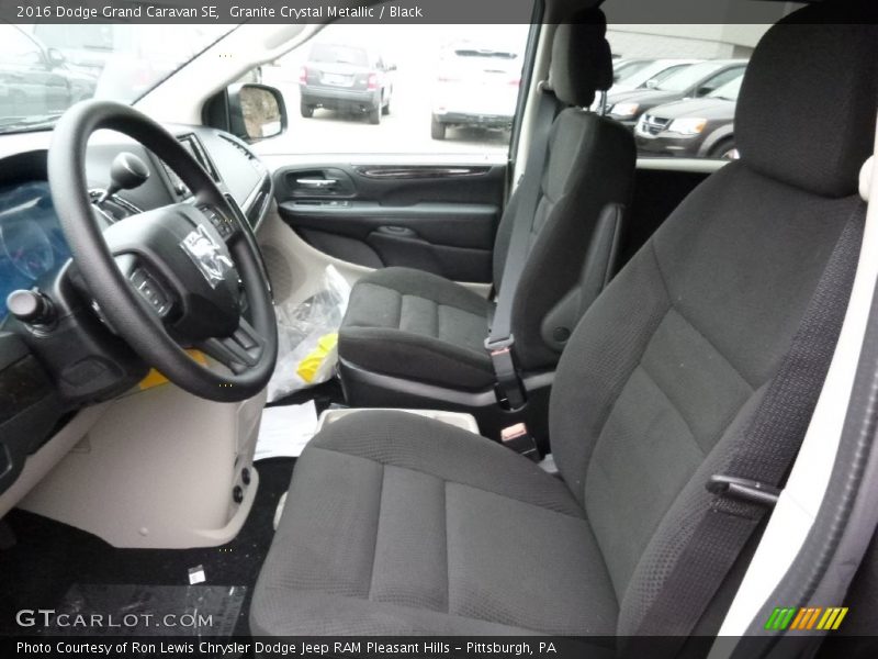 Granite Crystal Metallic / Black 2016 Dodge Grand Caravan SE