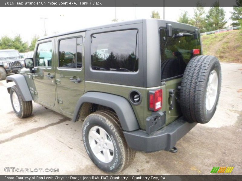 Tank / Black 2016 Jeep Wrangler Unlimited Sport 4x4
