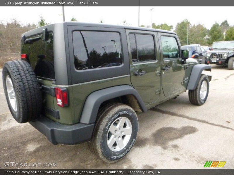 Tank / Black 2016 Jeep Wrangler Unlimited Sport 4x4