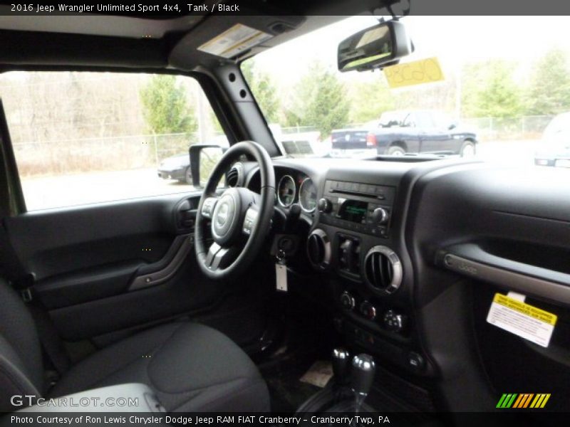 Tank / Black 2016 Jeep Wrangler Unlimited Sport 4x4