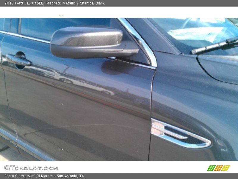 Magnetic Metallic / Charcoal Black 2015 Ford Taurus SEL