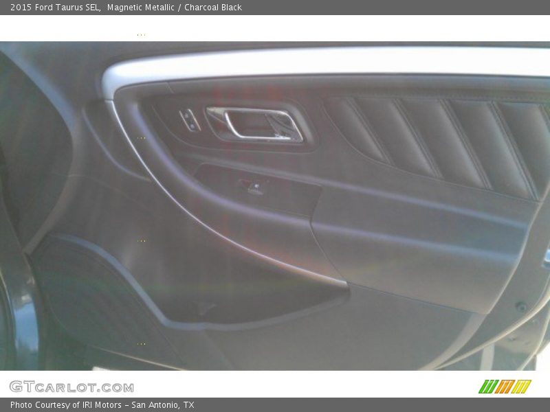 Magnetic Metallic / Charcoal Black 2015 Ford Taurus SEL