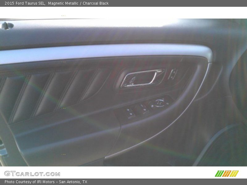 Magnetic Metallic / Charcoal Black 2015 Ford Taurus SEL
