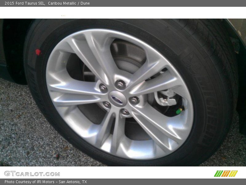 Caribou Metallic / Dune 2015 Ford Taurus SEL