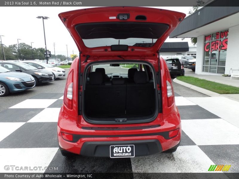 Molten Red / Black Cloth 2013 Kia Soul 1.6