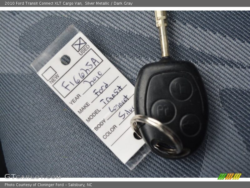 Silver Metallic / Dark Gray 2010 Ford Transit Connect XLT Cargo Van