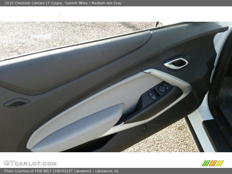 Summit White / Medium Ash Gray 2016 Chevrolet Camaro LT Coupe